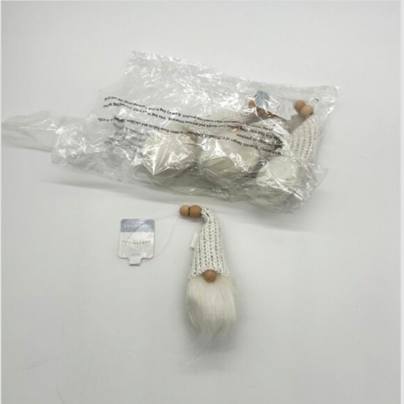 Wondershop White Knit Gnome Ornament Set of 4 – Brand New - Picture 1 of 2